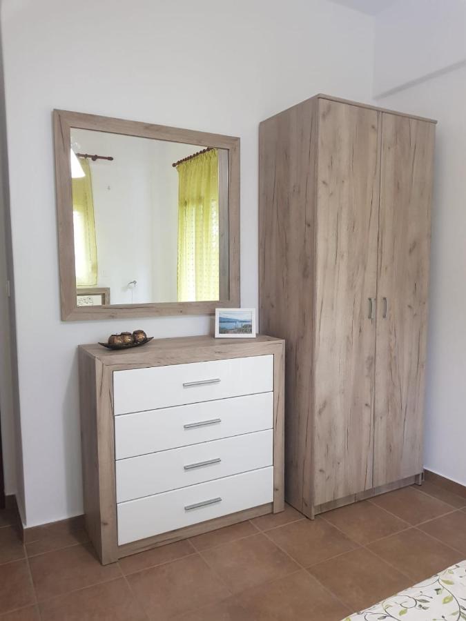 Apartamenty Rodzinne Kaména Vúrla Kültér fotó